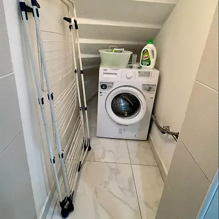 Cosy Away From Apartamento