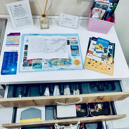 Cosy Away From Apartment