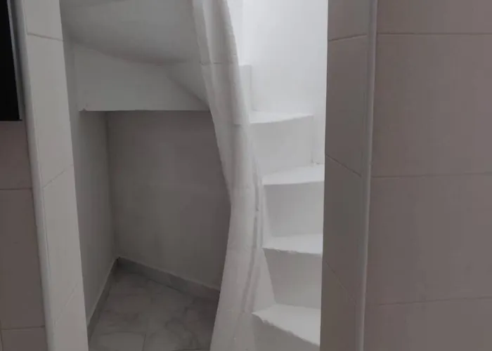 Cosy Away From 아파트 *